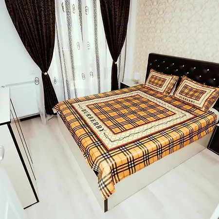 Aby Apartament Cluburi Apartment